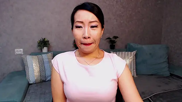 LiaPak online show from November 12, 2:20 am