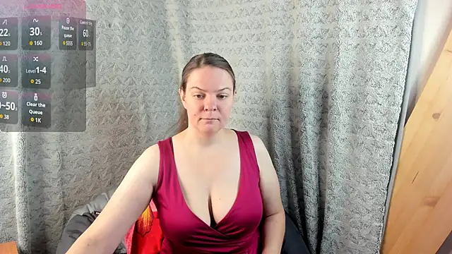 MiaLores online show from November 13, 9:08 am