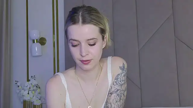 Touch me online show from October 5, 4:23 pm