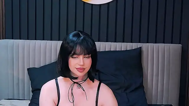 MilanaCeleste online show from November 19, 6:30 pm