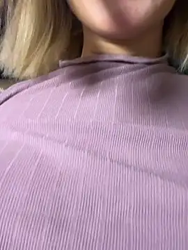 SweetBunnyGF online show from November 24, 12:34 am