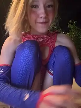 SweetBunnyGF online show from October 13, 11:29 pm