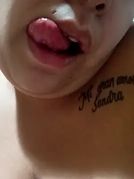 Pomelit00 online show from February 16, 5:40 am