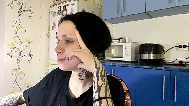 CandaceBlaze online show from October 8, 8:35 pm