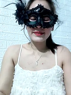 Singlemom69x online show from March 30, 1:22 pm