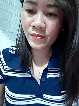 Singlemom69x online show from November 18, 2:56 am