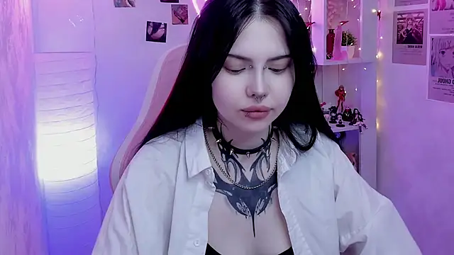 Morana Batt online show from May 1, 1:53 am