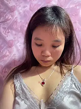 Ngoc-bbi online show from May 11, 4:15 pm