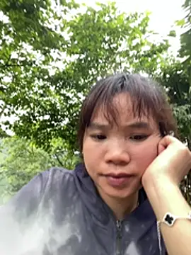 Ngoc-bbi online show from May 4, 6:06 am
