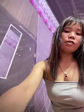 Ngoc-bbi online show from May 7, 2:32 pm