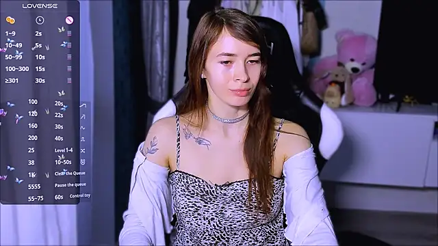 ZoyaMill online show from October 11, 5:23 am