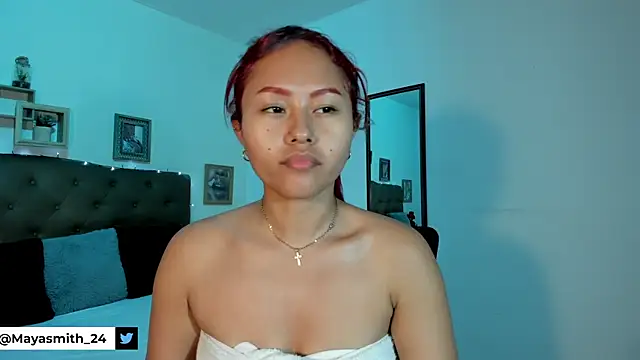 MAYASMITH   online show from May 15, 10:45 pm