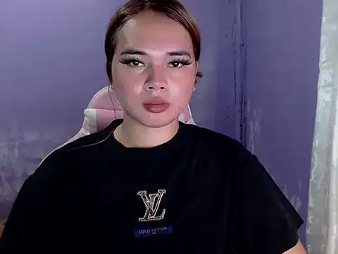 marincumxx online show from November 12, 1:25 am