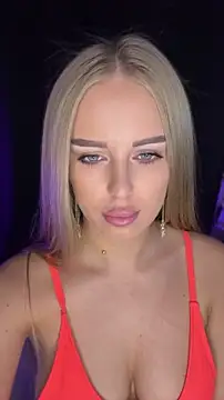 AubrieleRouj1 online show from May 8, 5:27 pm