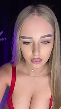 AubrieleRouj1 online show from May 2, 5:05 pm