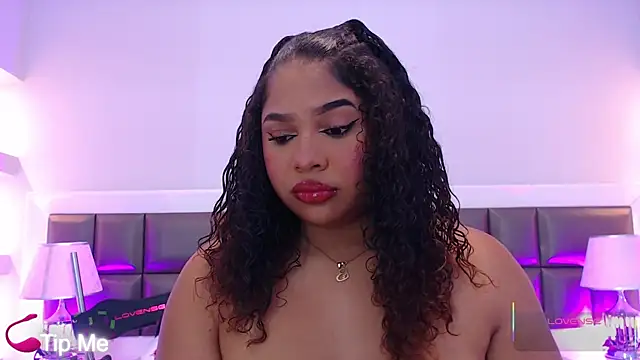 LennaEvans online show from January 6, 11:47 am