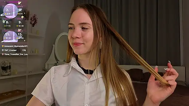 CarollSmithh online show from November 7, 9:53 pm