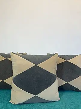 luvely online show from June 12, 3:09 pm