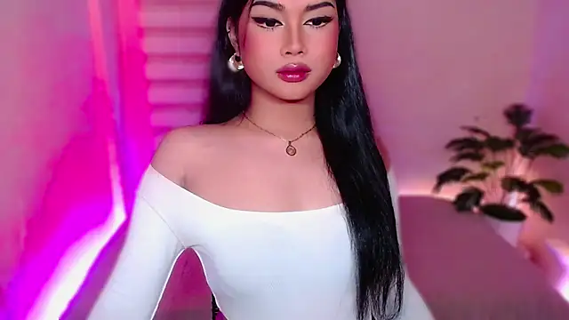 MissRumi Hunter online show from May 19, 9:00 pm