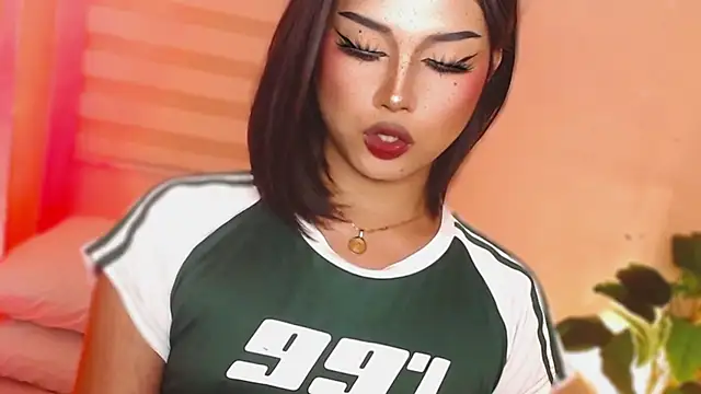 MissRumi Hunter online show from November 21, 6:37 am