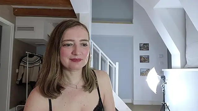 Blue Angel Sweet online show from November 21, 4:25 am