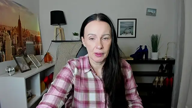 Velvet Jasmine online show from February 10, 6:27 am