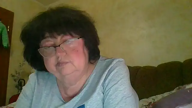 MilaSky5303 online show from December 14, 8:03 pm