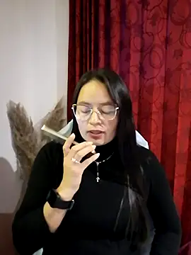 Daliz Leon online show from October 21, 10:47 pm