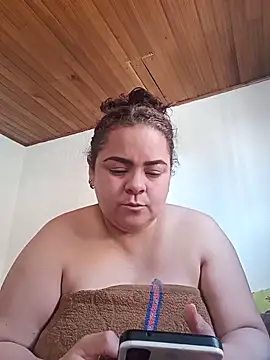 Miss Adriana01 online show from May 26, 8:08 pm