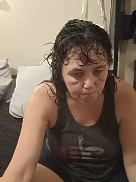 Bored Grandma online show from May 18, 4:07 am