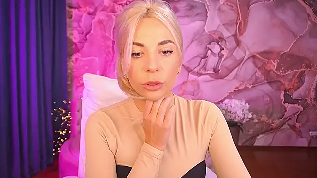 BellaRayyy online show from October 15, 1:14 pm