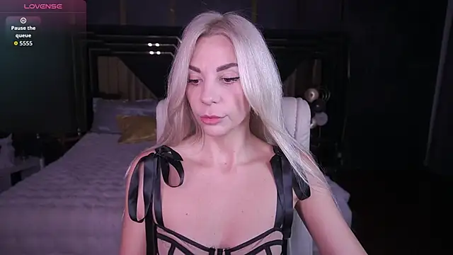 BellaRayyy online show from December 17, 9:08 pm