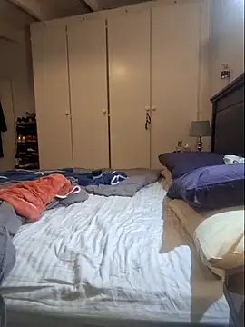 RAWFREAKYVERSE online show from January 17, 8:38 pm