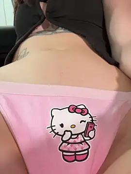 SMELLSEX online show from May 11, 2:45 pm