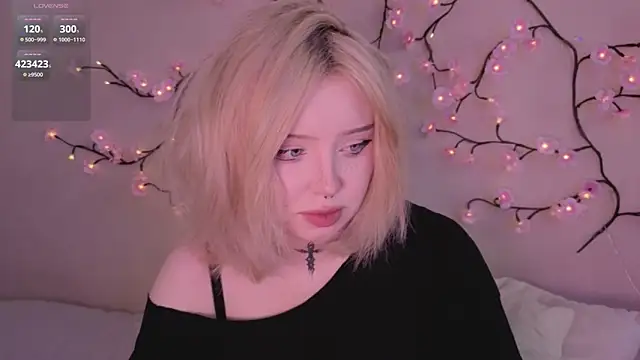 RileyVice online show from May 18, 9:15 am