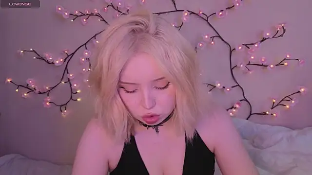 RileyVice online show from May 23, 8:56 am