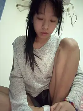 jingjing005 online show from May 11, 1:02 pm