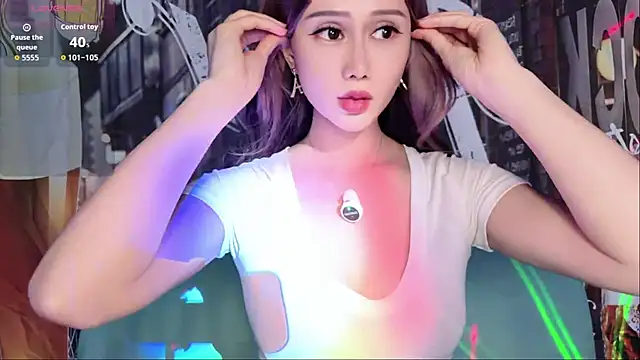 yuer2563 online show from March 24, 1:49 pm