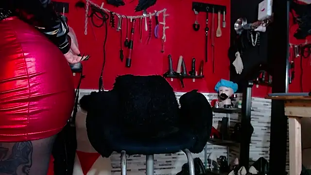 Miss Mirandaa online show from March 19, 11:36 am