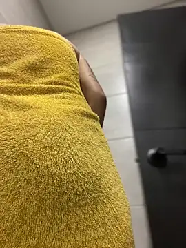 Miss-Jimena online show from November 7, 9:20 pm