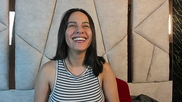Maddy-Johnson- online show from October 2, 3:55 am