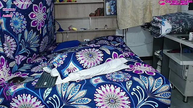 luisafe2025 online show from October 14, 4:04 am