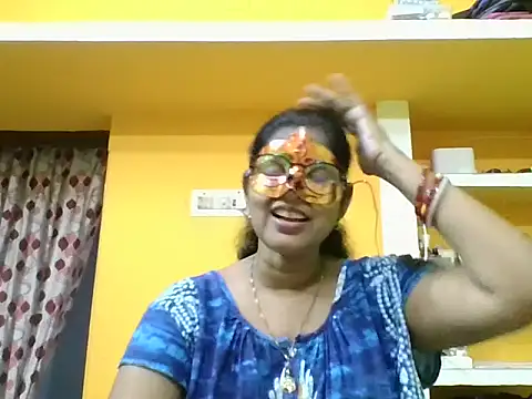 Snapshot of kavya1 chatting on September 27, 1:18 pm kavya1 online show from September 27, 1:18 pm