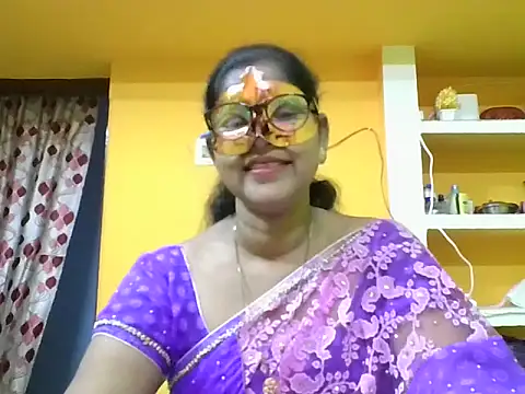 Snapshot of kavya1 chatting on October 8, 1:37 pm kavya1 online show from October 8, 1:37 pm