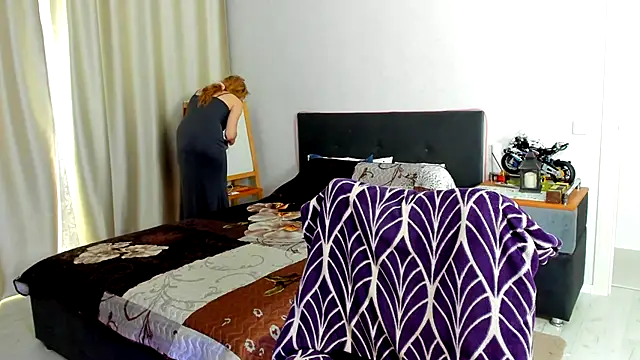 JanetShy online show from September 11, 7:09 am