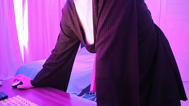 JanetShy online show from October 14, 11:02 am