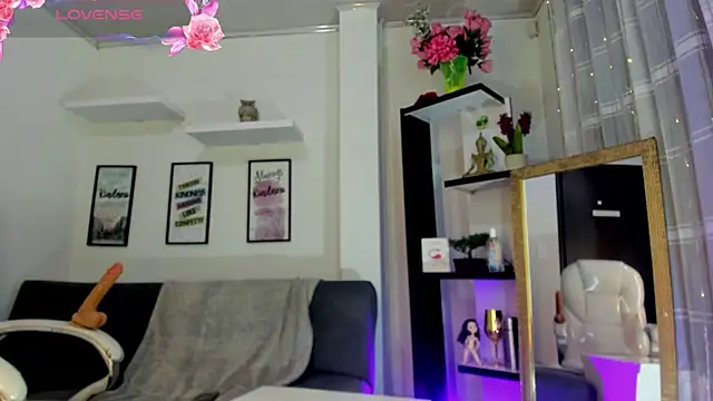 Angeel of lust online show from March 13, 4:58 am