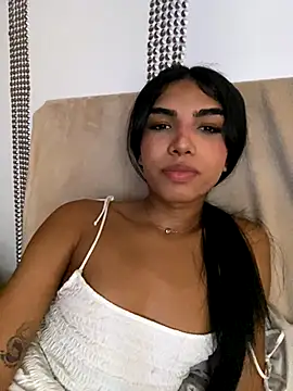 VeronicaSaenzx online show from December 4, 9:15 pm