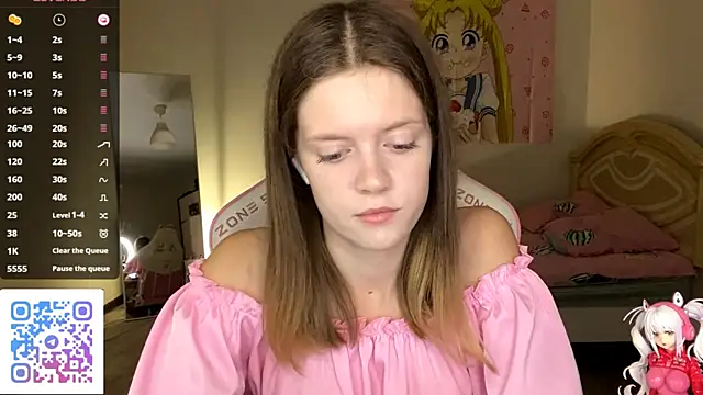 VibeQueenLucy online show from October 9, 3:38 pm