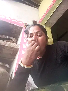Snapshot of Hansini_Gowda chatting on October 21, 9:46 am Hansini Gowda online show from October 21, 9:46 am